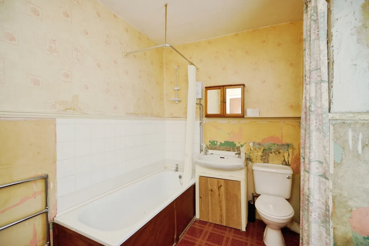 High Street, Blaenau Ffestiniog, LL41, photo 6