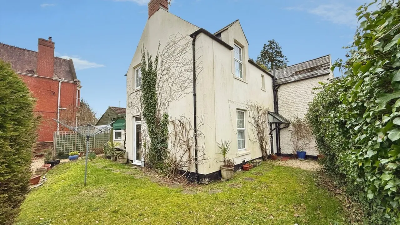 5 bed house for sale — Boreham Road, Warminster