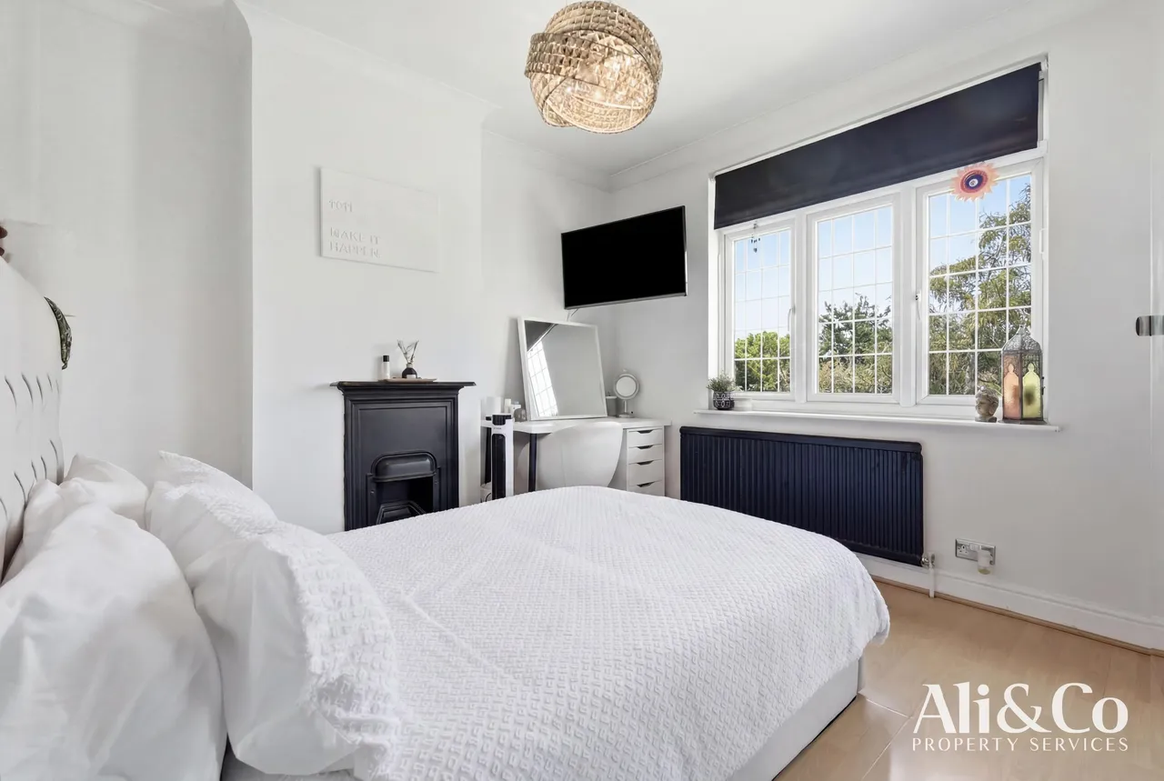 Lenmore Avenue, Grays, Essex, RM17 5NY, photo 12