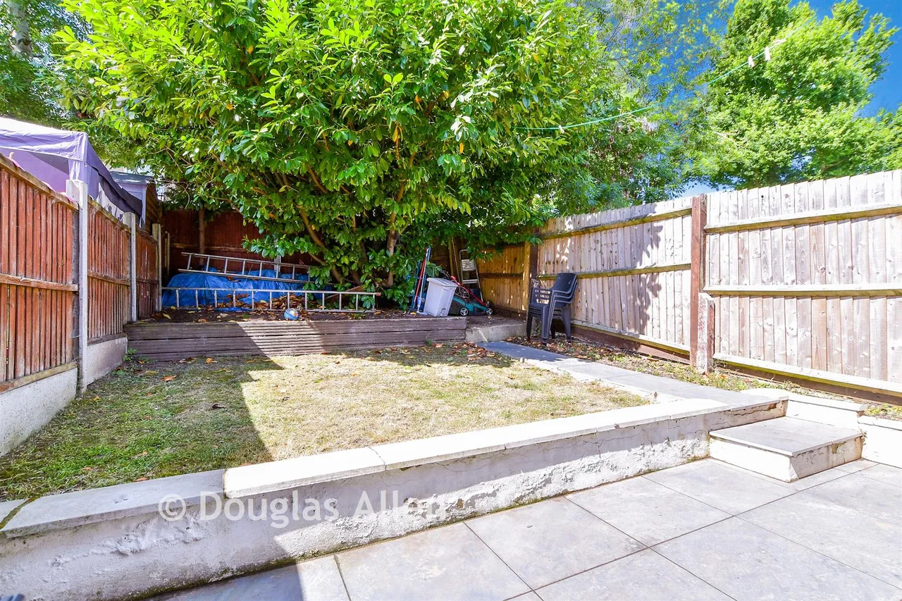 Wellington Mews, Billericay, CM12, photo 10