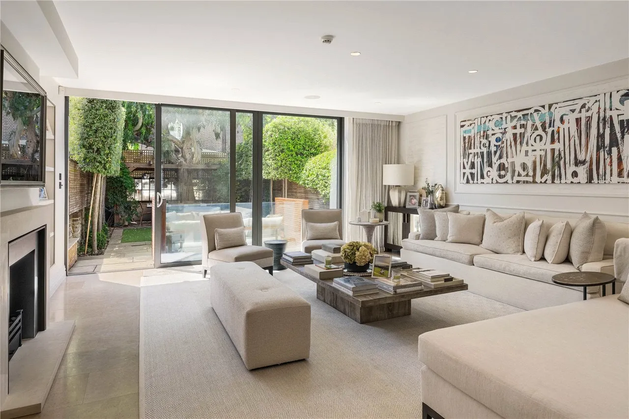 Dovehouse Street, London, SW3, photo 2