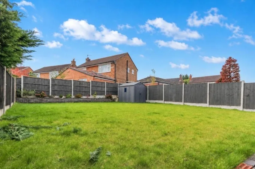 Radnormere Drive, Cheadle Hulme, photo 16
