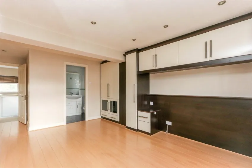 Radnormere Drive, Cheadle Hulme, photo 13
