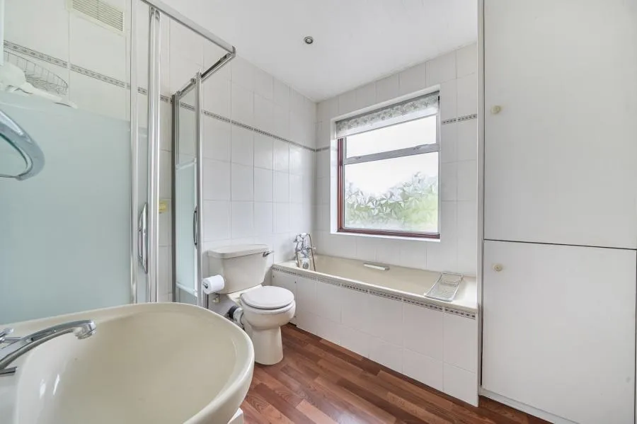 Tithe Close, London, NW7, photo 18