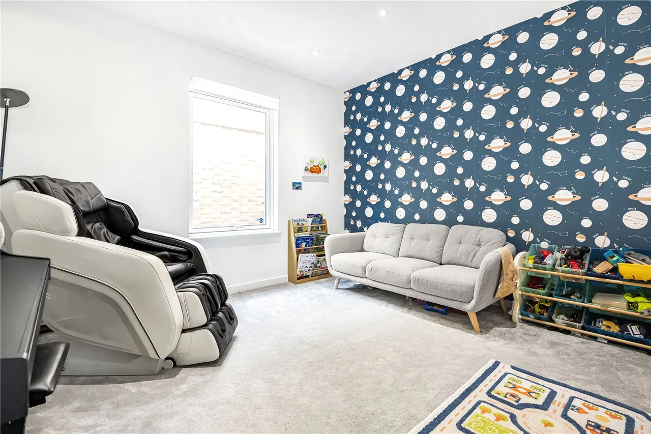 Daffodil Crescent, Barnet, EN4 0EB, photo 10