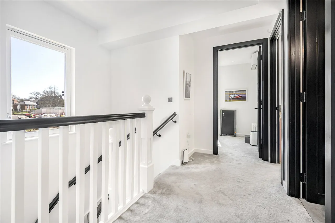 Daffodil Crescent, Barnet, EN4 0EB, photo 15