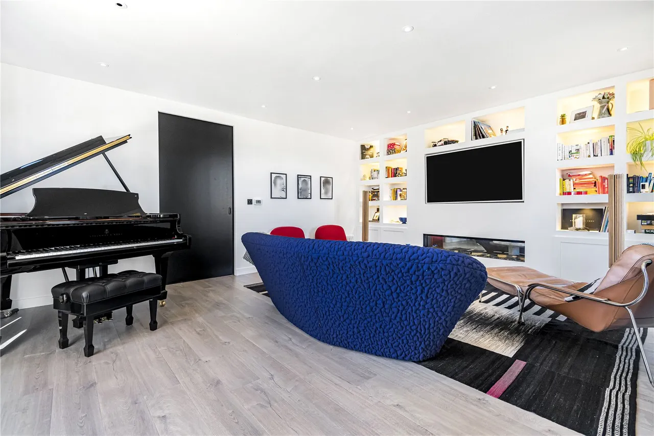 Daffodil Crescent, Barnet, EN4 0EB, photo 5