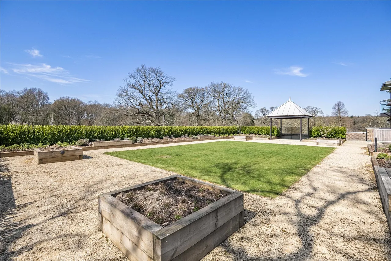 Daffodil Crescent, Barnet, EN4 0EB, photo 25