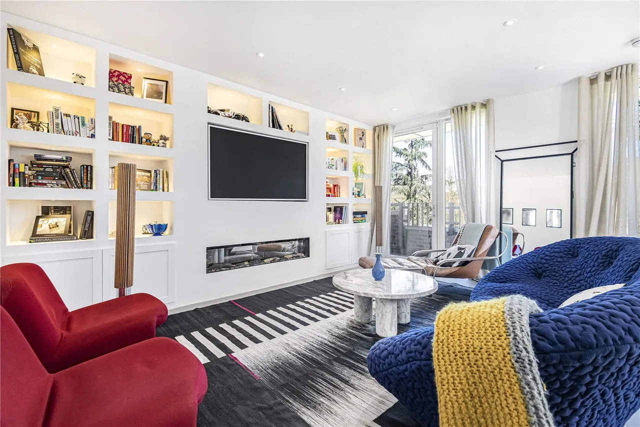 Daffodil Crescent, Barnet, EN4 0EB, photo 4