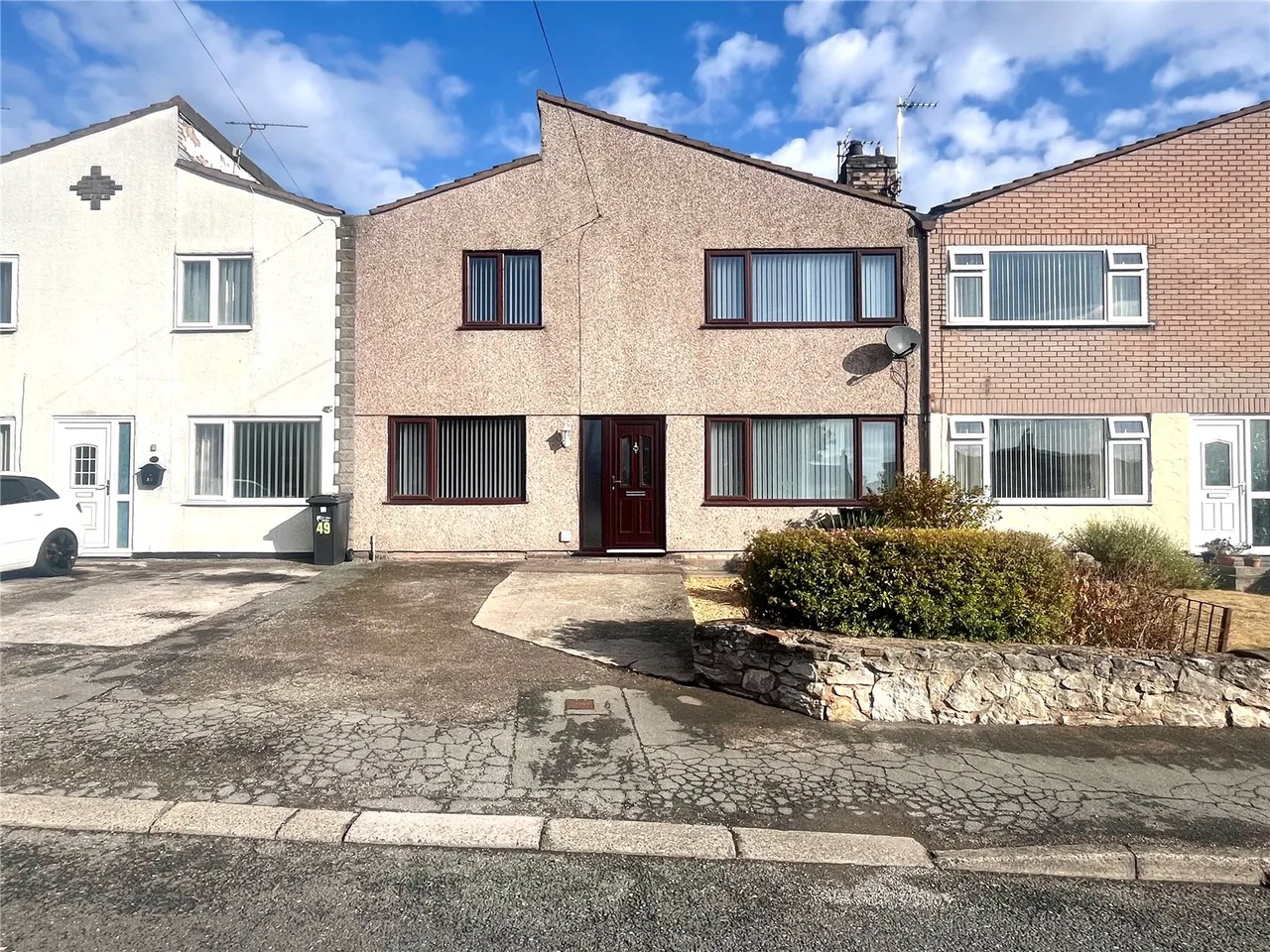 3 bed house to rent — Pen-y-Maes Road, Holywell, Flintshire, CH8 7BD