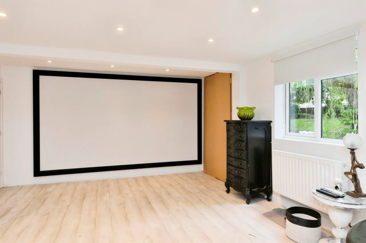 Nazeing Road, Nazeing, EN9, photo 8