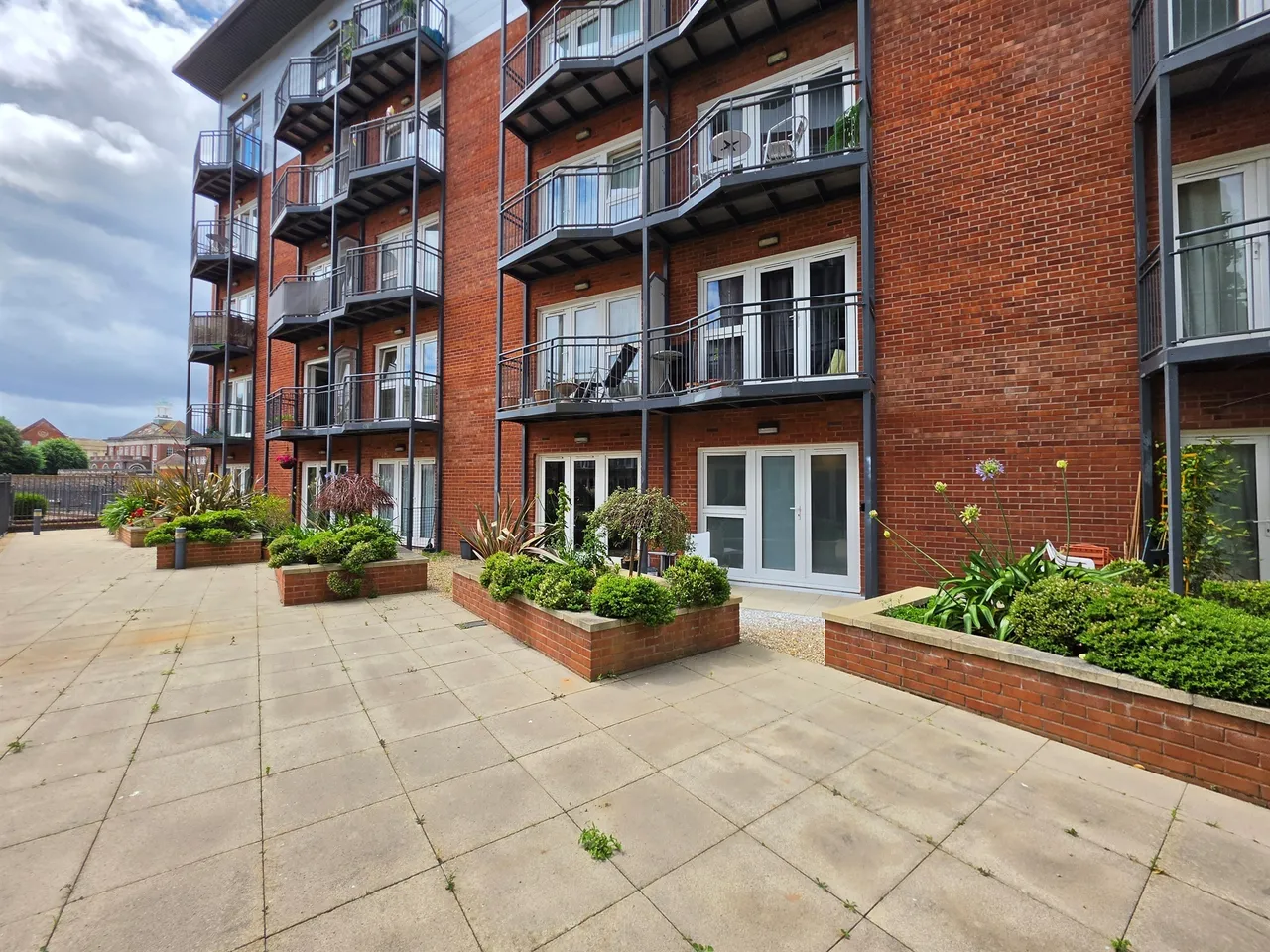 1 bed flat for sale, New North Road, Exeter, EX4
