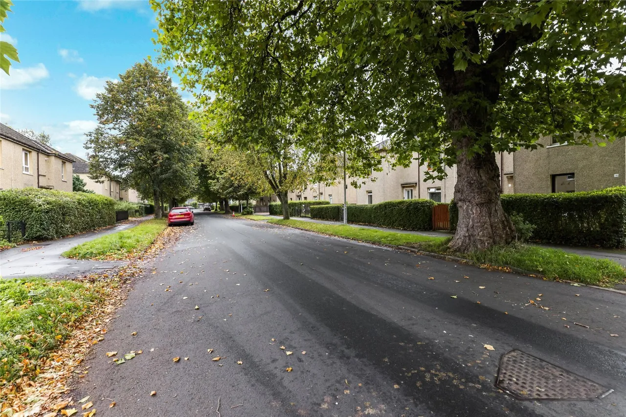 Burghead Drive, Glasgow, G51, photo 18
