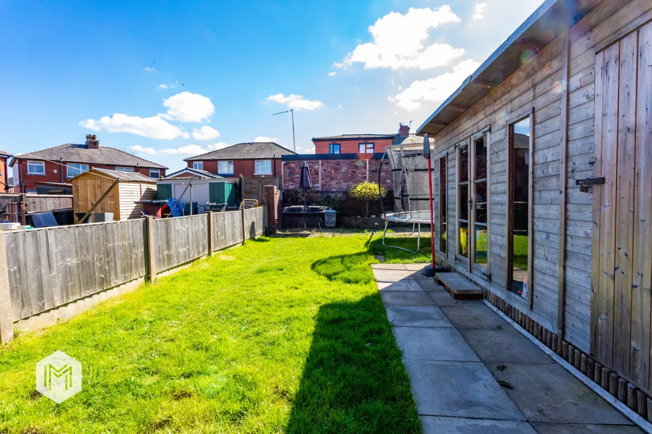 Lupin Avenue, Farnworth, Bolton, BL4 0EP, photo 15