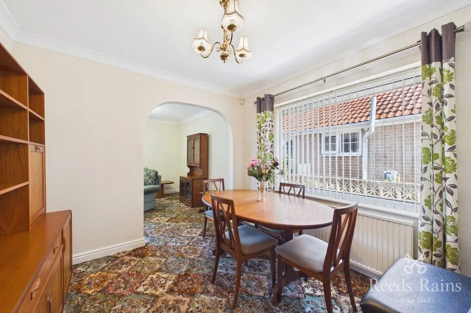 Katrina Grove, Featherstone, West Yorkshire, WF7, photo 5