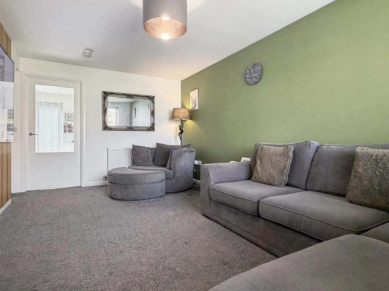 Dove Court, Elgin, photo 3