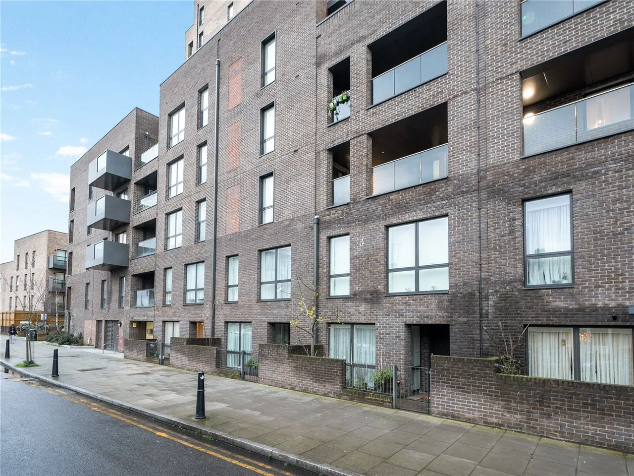 Aston Street, London, E14, photo 8