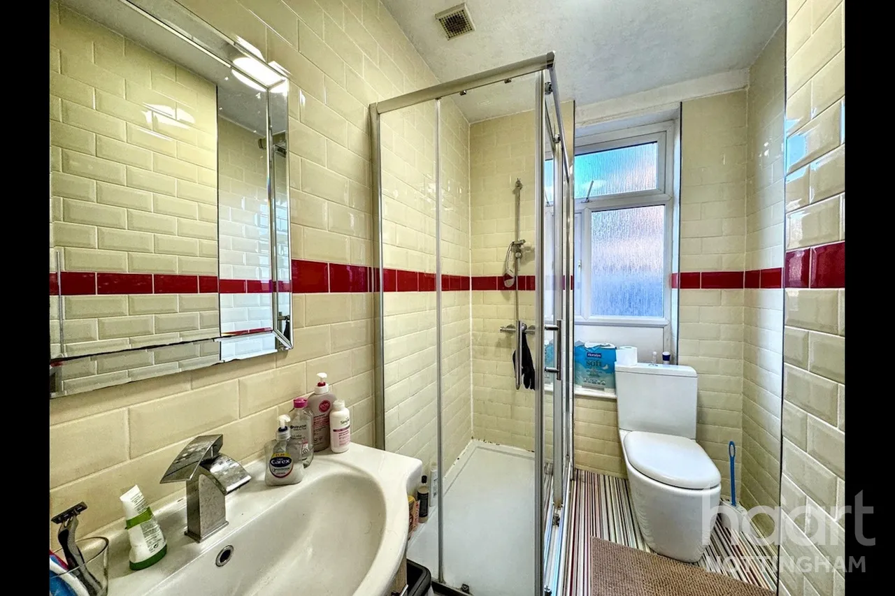 Perlethorpe Avenue, Sneinton, NG2, photo 9