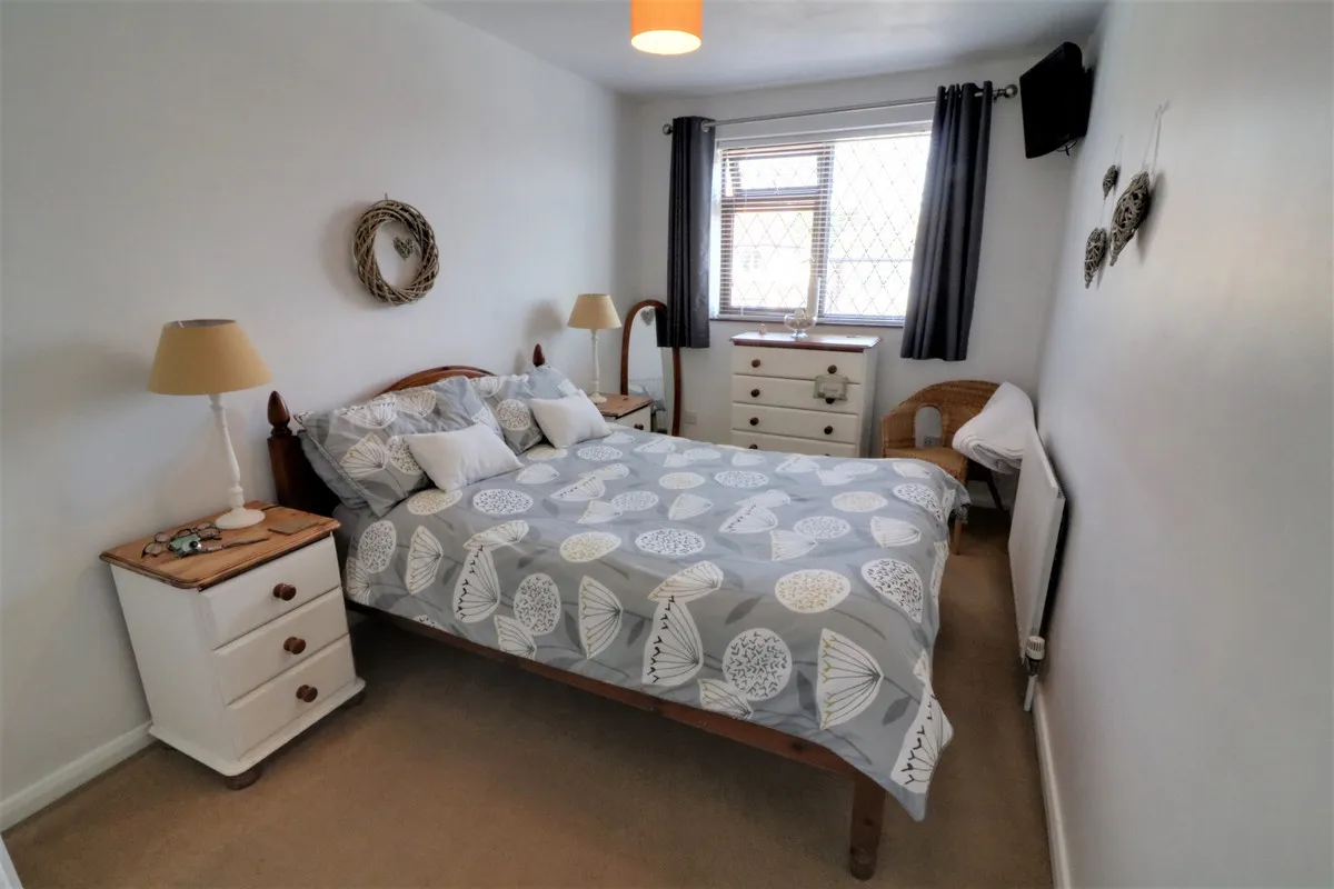 Burns Street, Cannock, photo 9