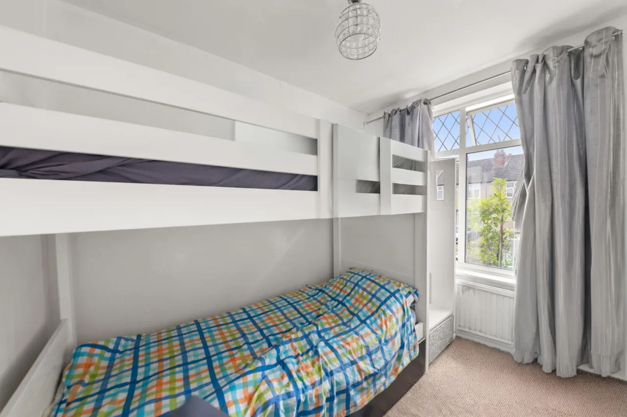 Queens Avenue, Greenford, UB6 9BX, photo 10