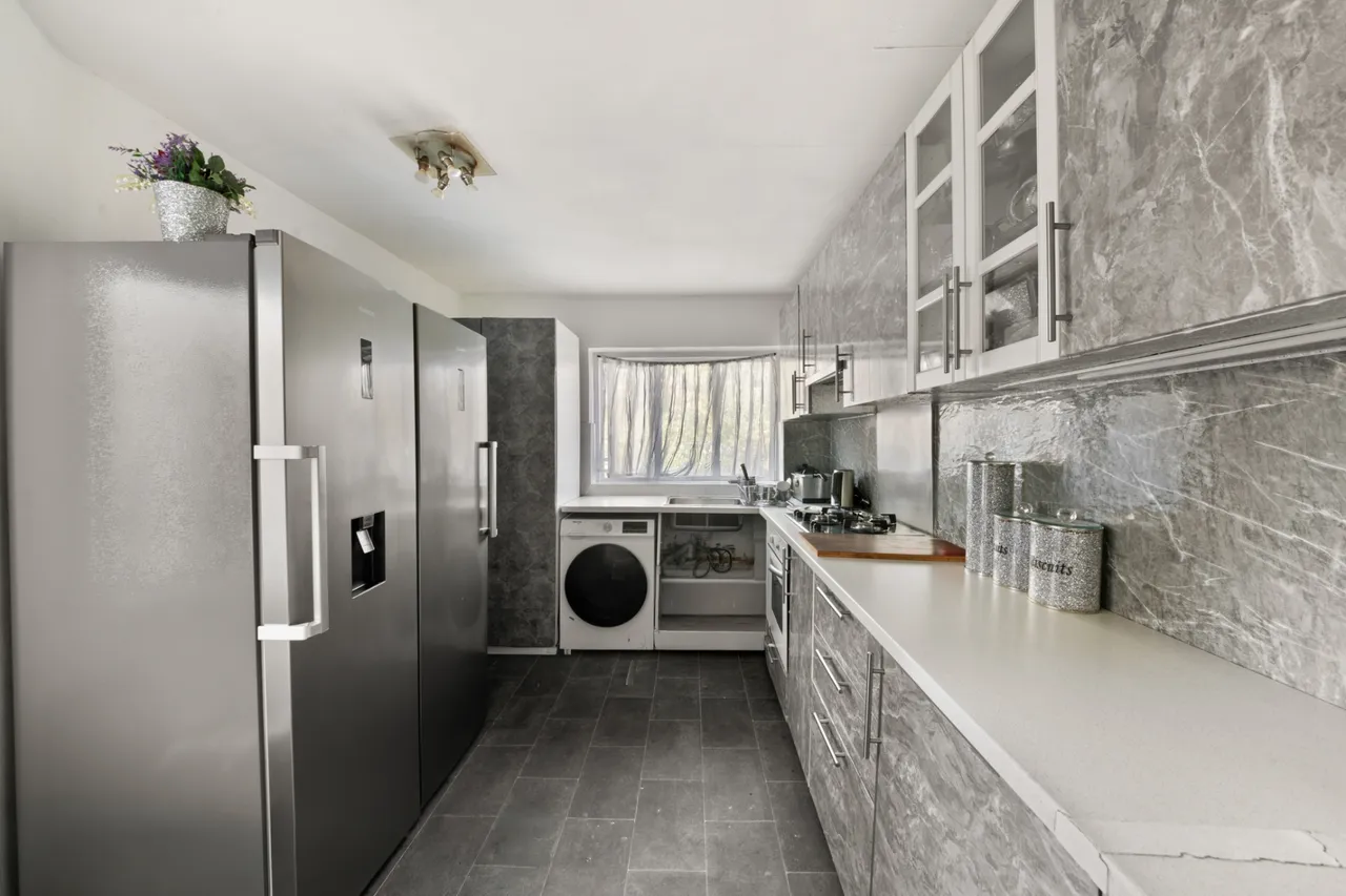 Queens Avenue, Greenford, UB6 9BX, photo 5