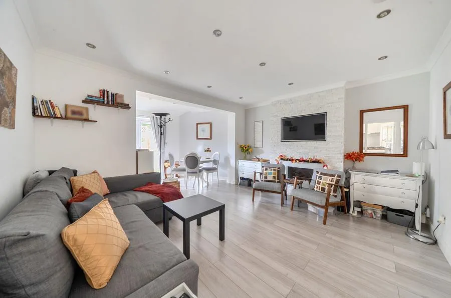 Benning Avenue, Dunstable, LU6, photo 3