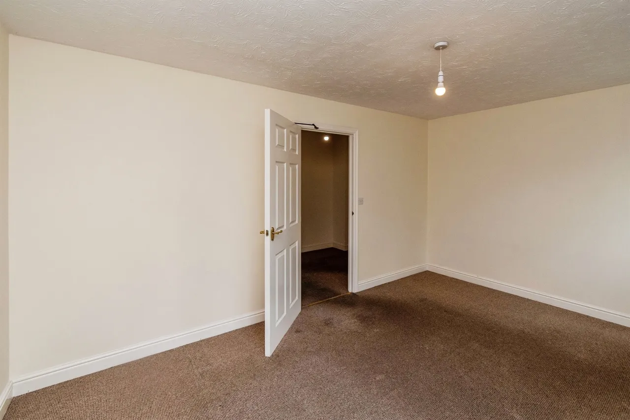 Waterfront Way, Walsall, WS2, photo 7