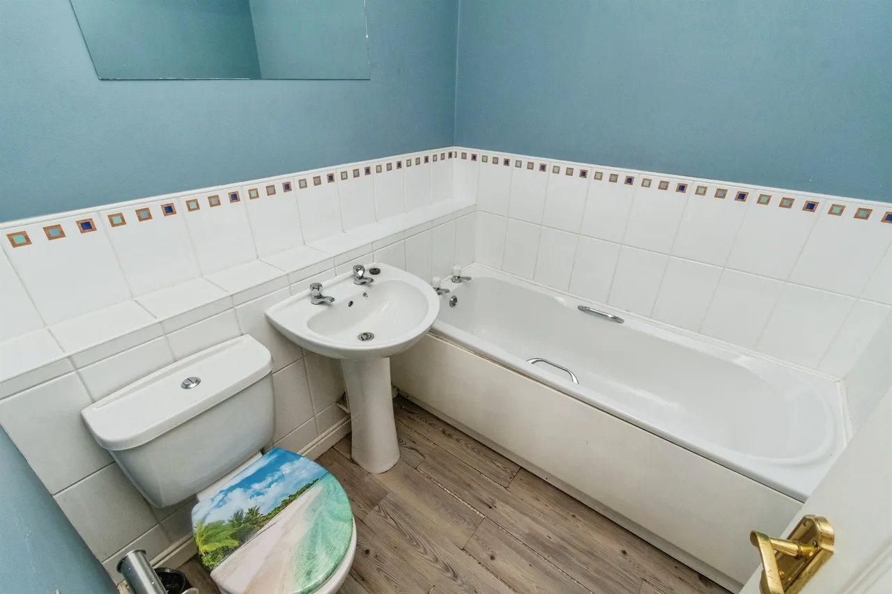 Waterfront Way, Walsall, WS2, photo 14