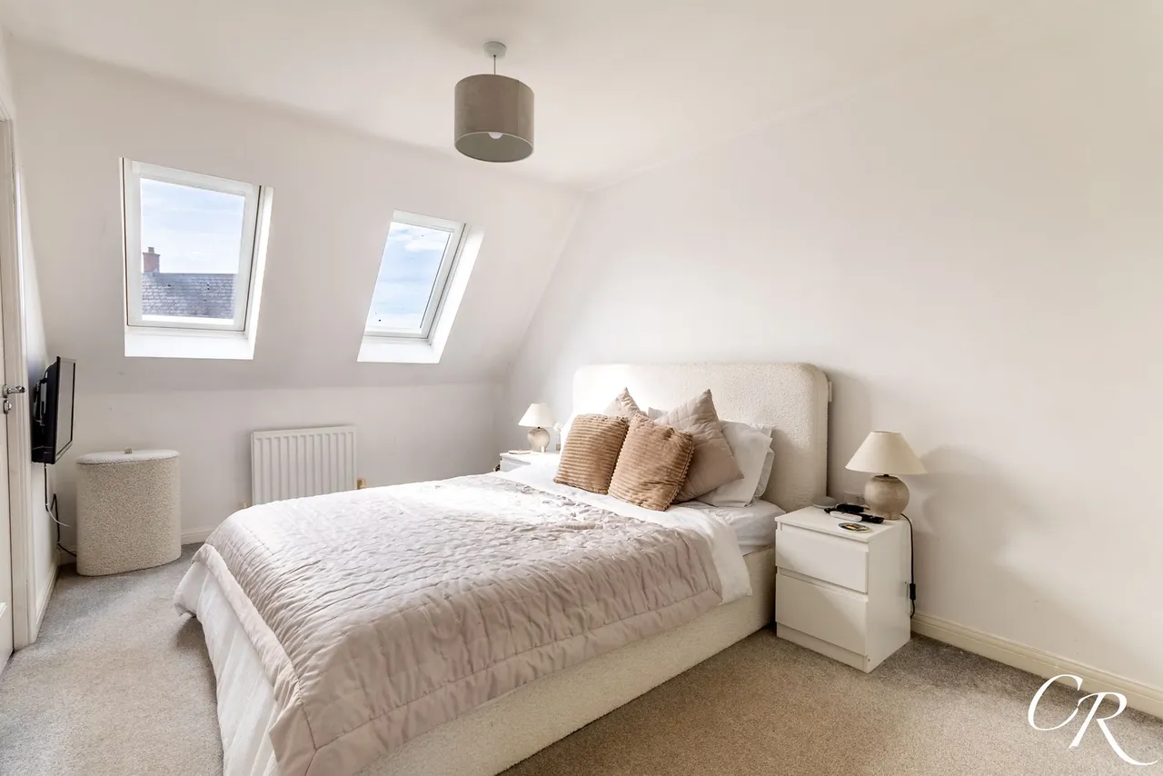 Butterfield Court, Bishops Cleeve, photo 10
