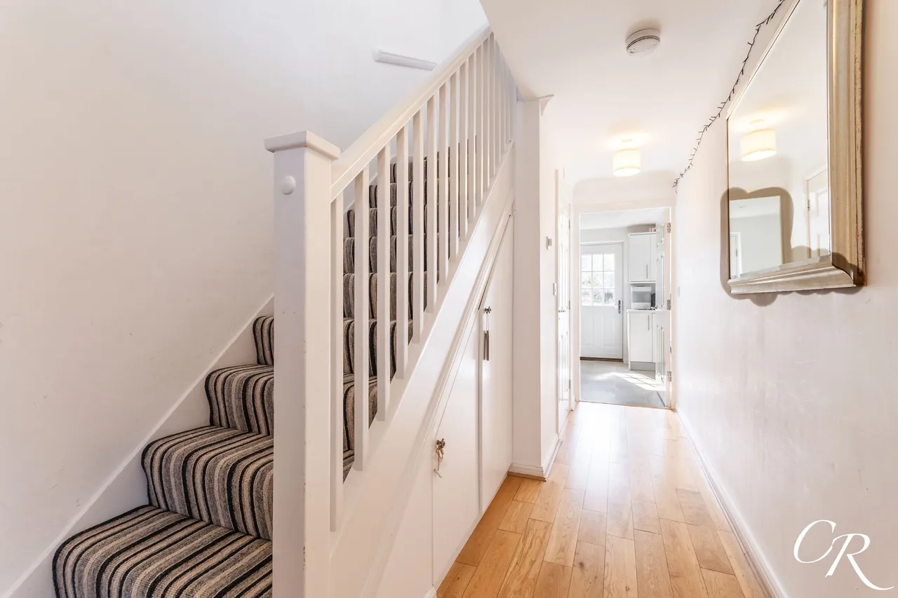 Butterfield Court, Bishops Cleeve, photo 7