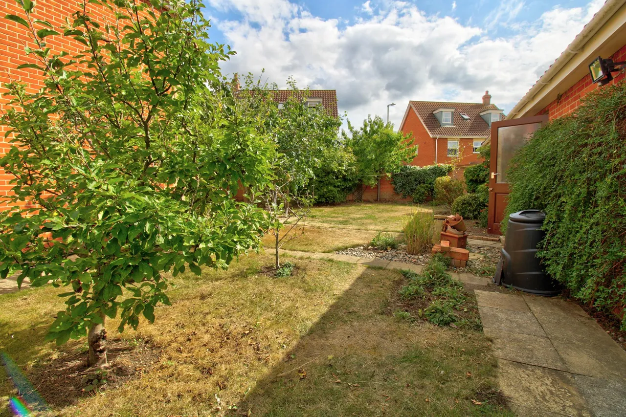 Mayhew Road, Woodbridge, IP12, photo 16