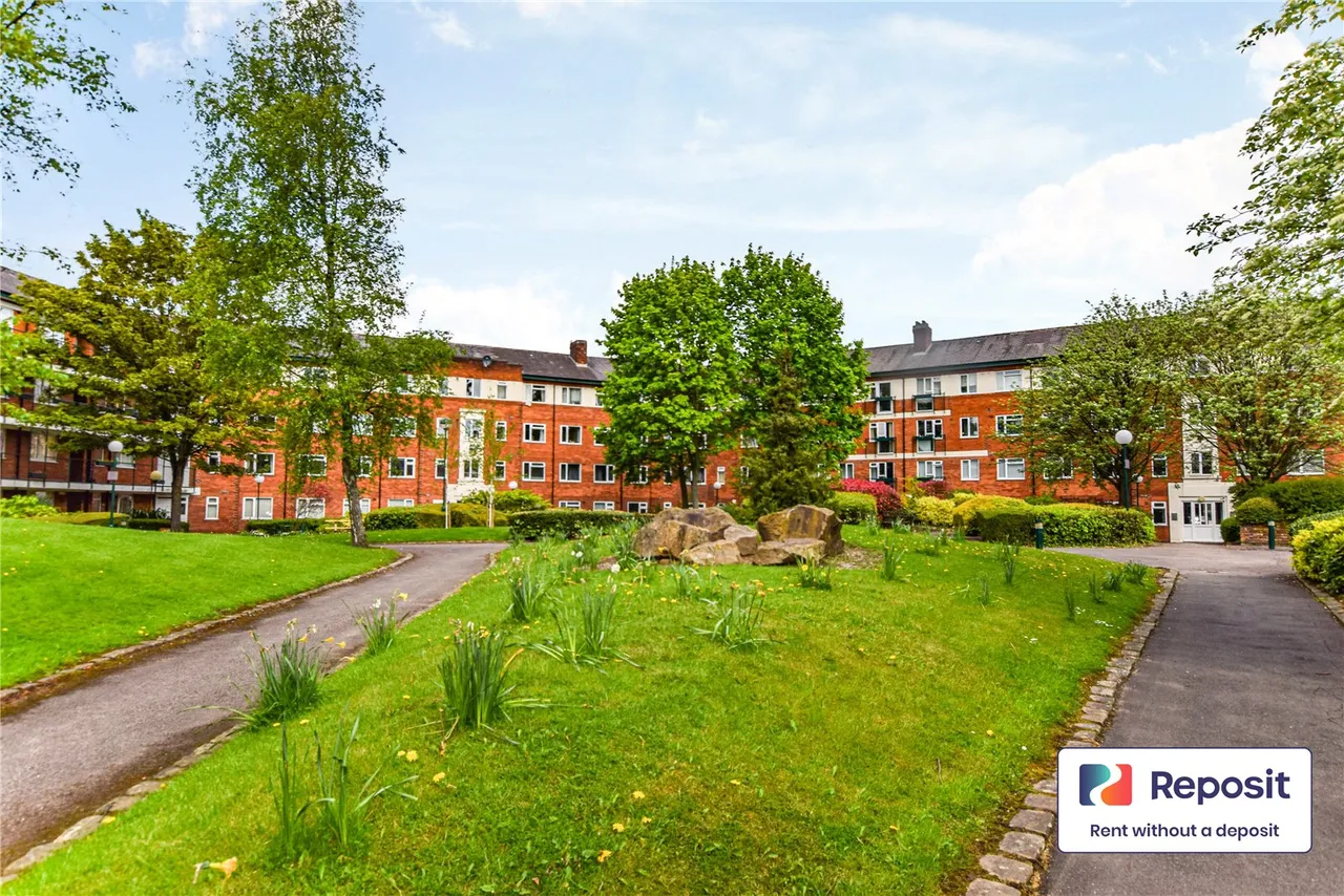 Redmires Court, St James Park, M5, photo 2