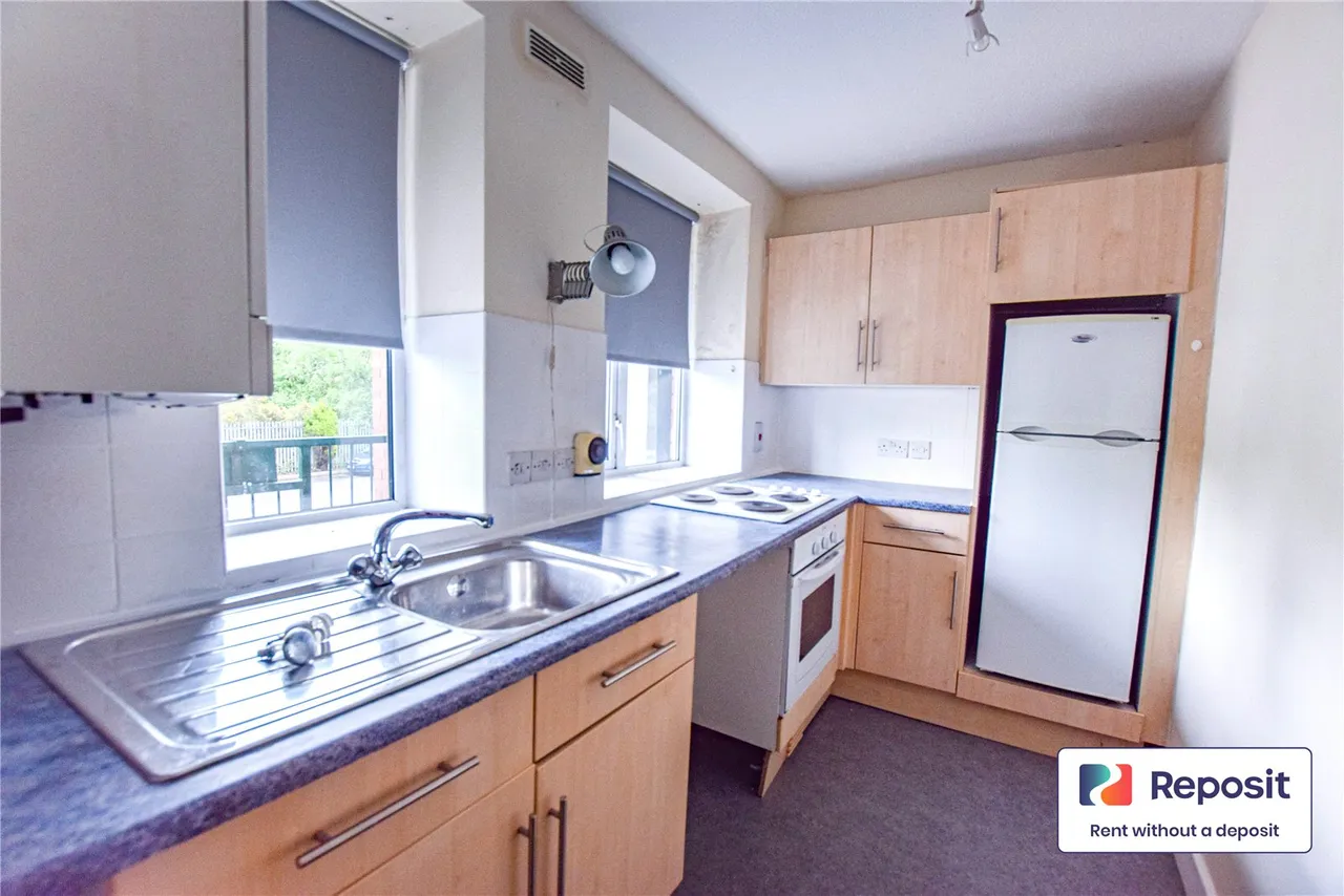 Redmires Court, St James Park, M5, photo 8
