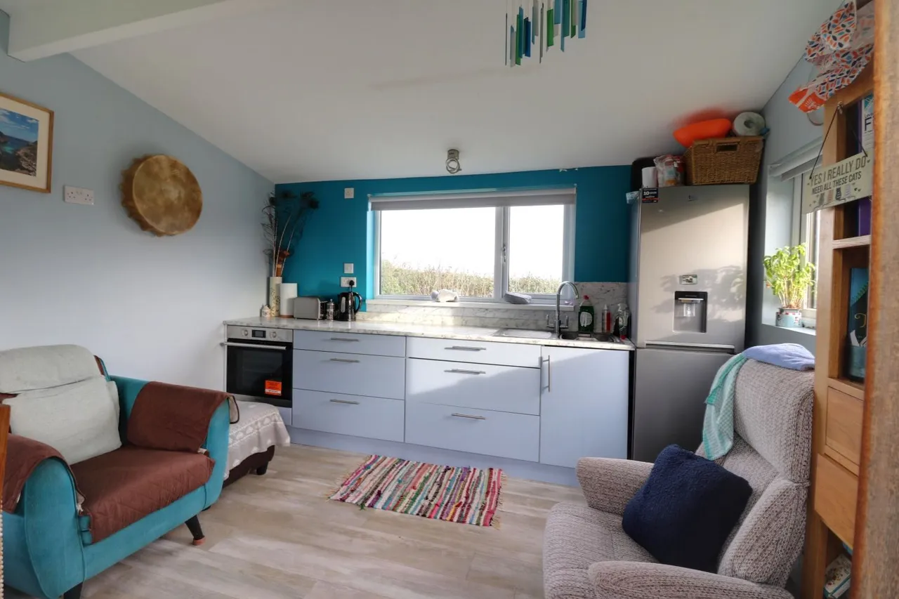 White Gap Lane, High Hunsley, HU20, photo 3