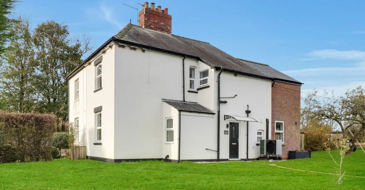 3 bed house for sale, White Gap Lane, High Hunsley, HU20