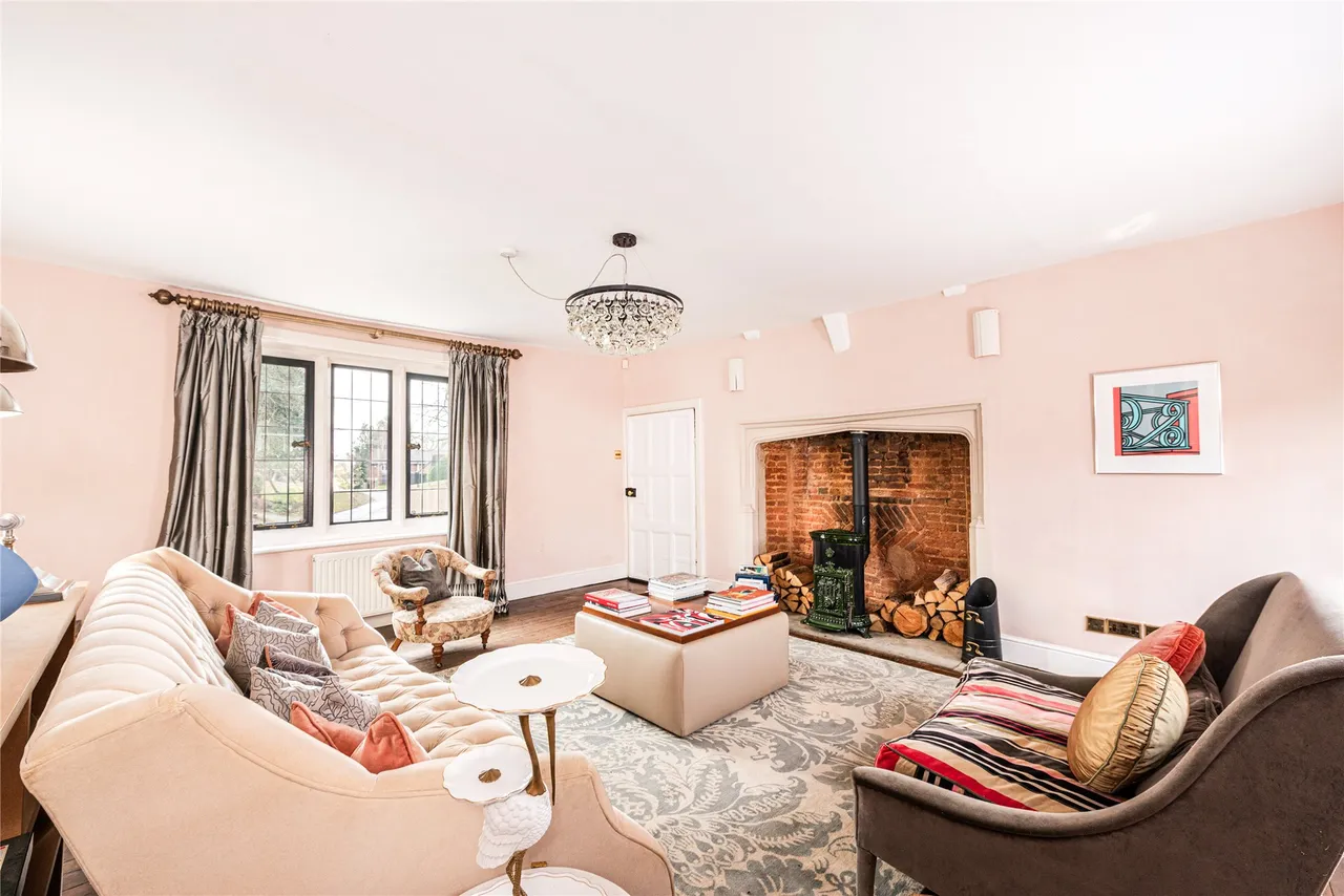 Watling Street, Little Brickhill, MK17, photo 2