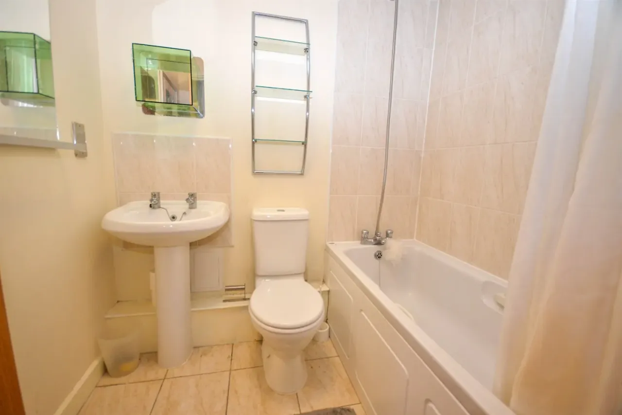 Mill Road, Gateshead, NE8, photo 7