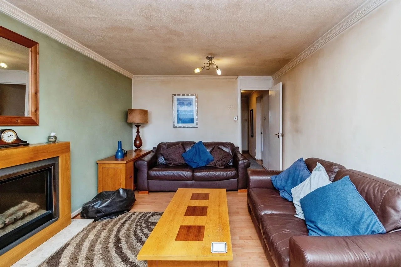 Spring Street, Ocker Hill, DY4, photo 8