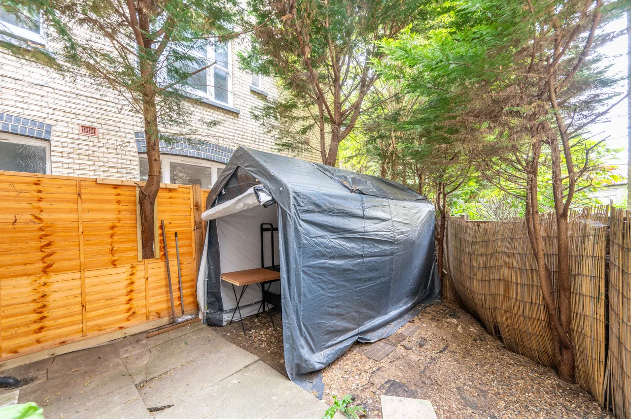 2a Exeter Mansions, Exeter Road, London, photo 5