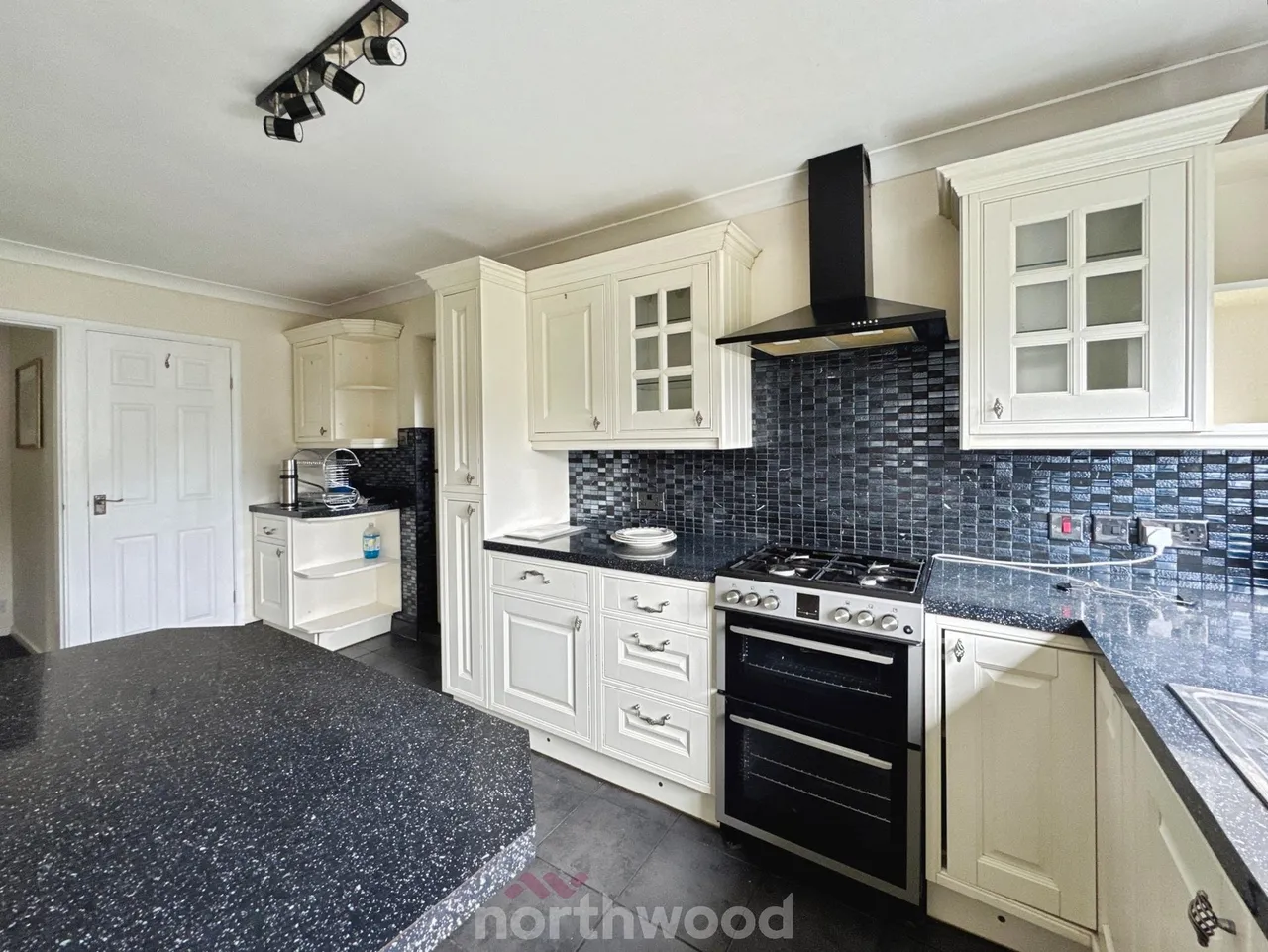 Newfield Avenue, Moorends, DN8, photo 8
