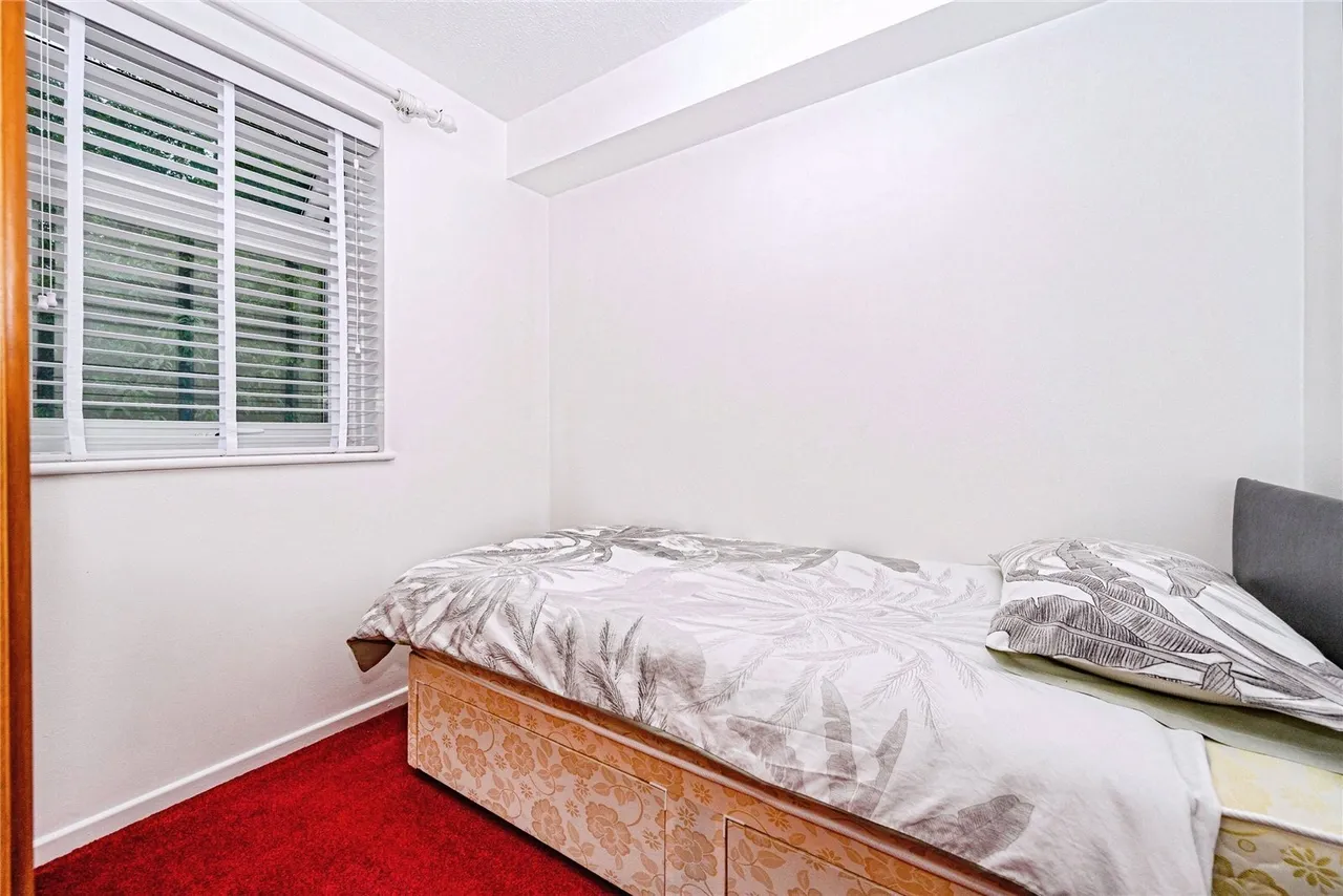Milton Way, Houghton Regis, Dunstable, Bedfordshire, LU5, photo 9