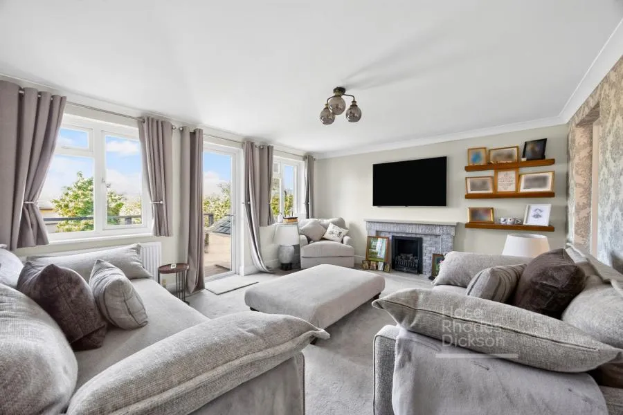 Priory Farm Lane, Newport, PO30, photo 4