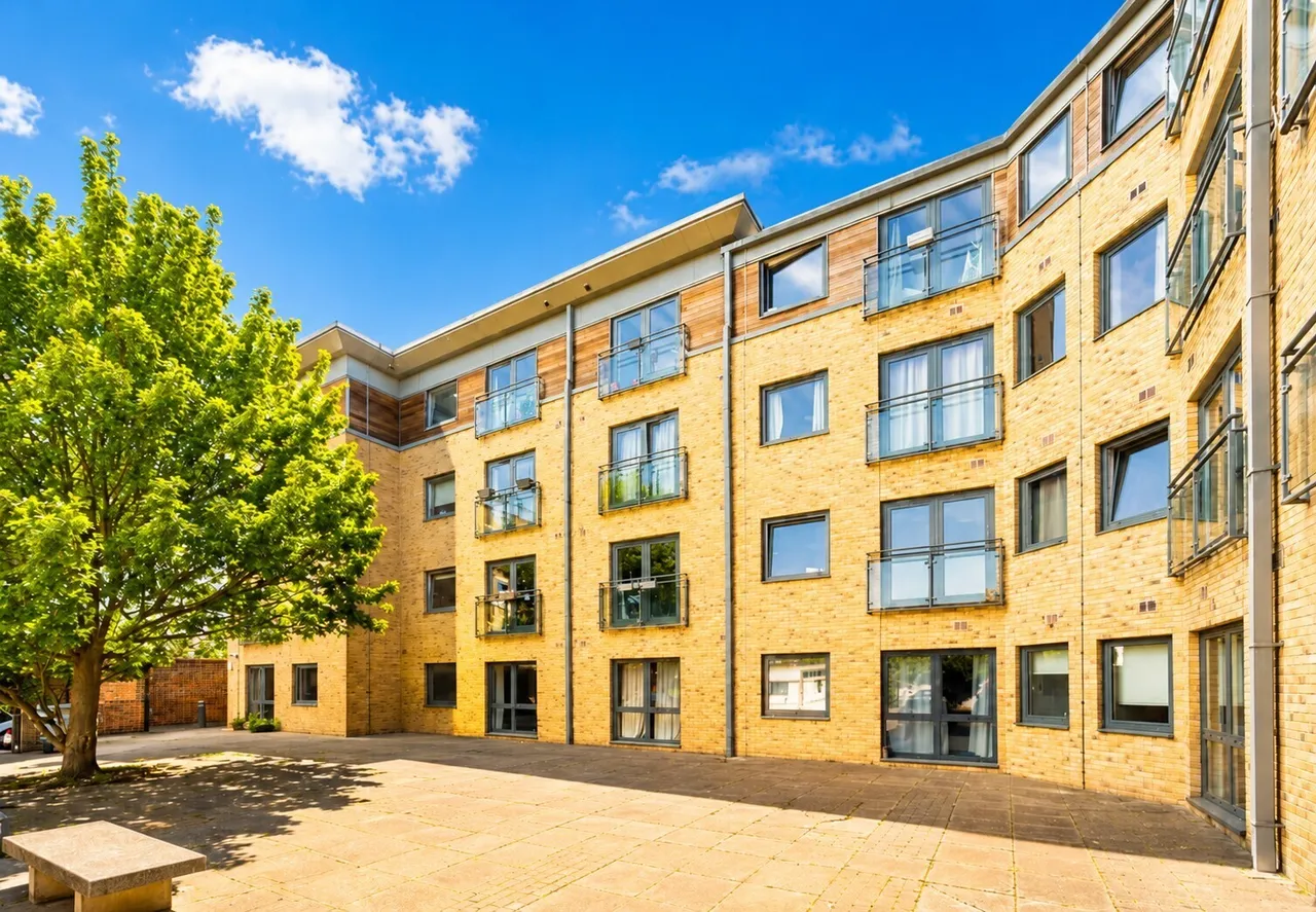 Effra Parade, London, SW2, photo 11