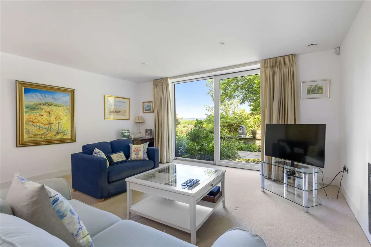 Woodhouse Lane, Holmbury St. Mary, Dorking, Surrey, RH5 6NN, photo 5