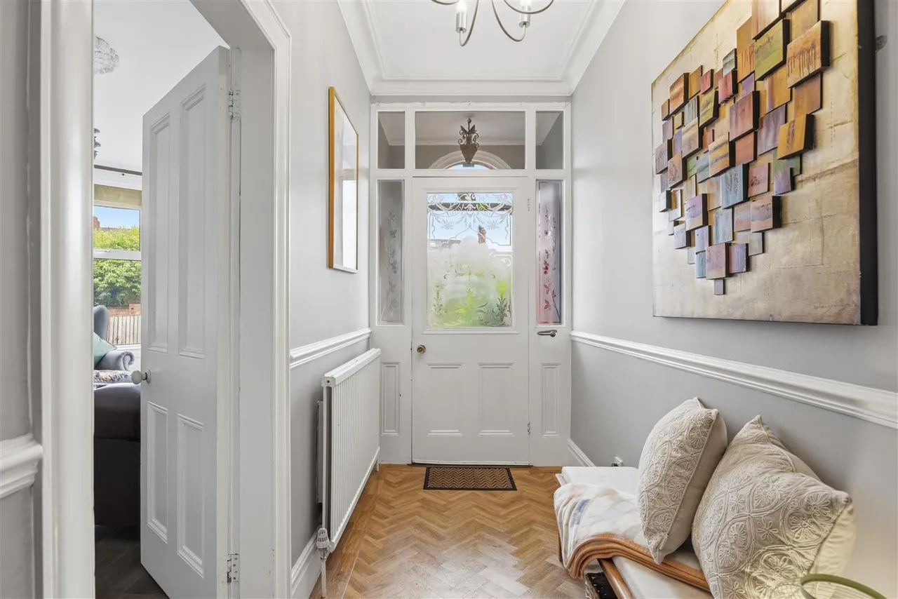 Cregagh Road, Upper Knockbreda, BT6, photo 5