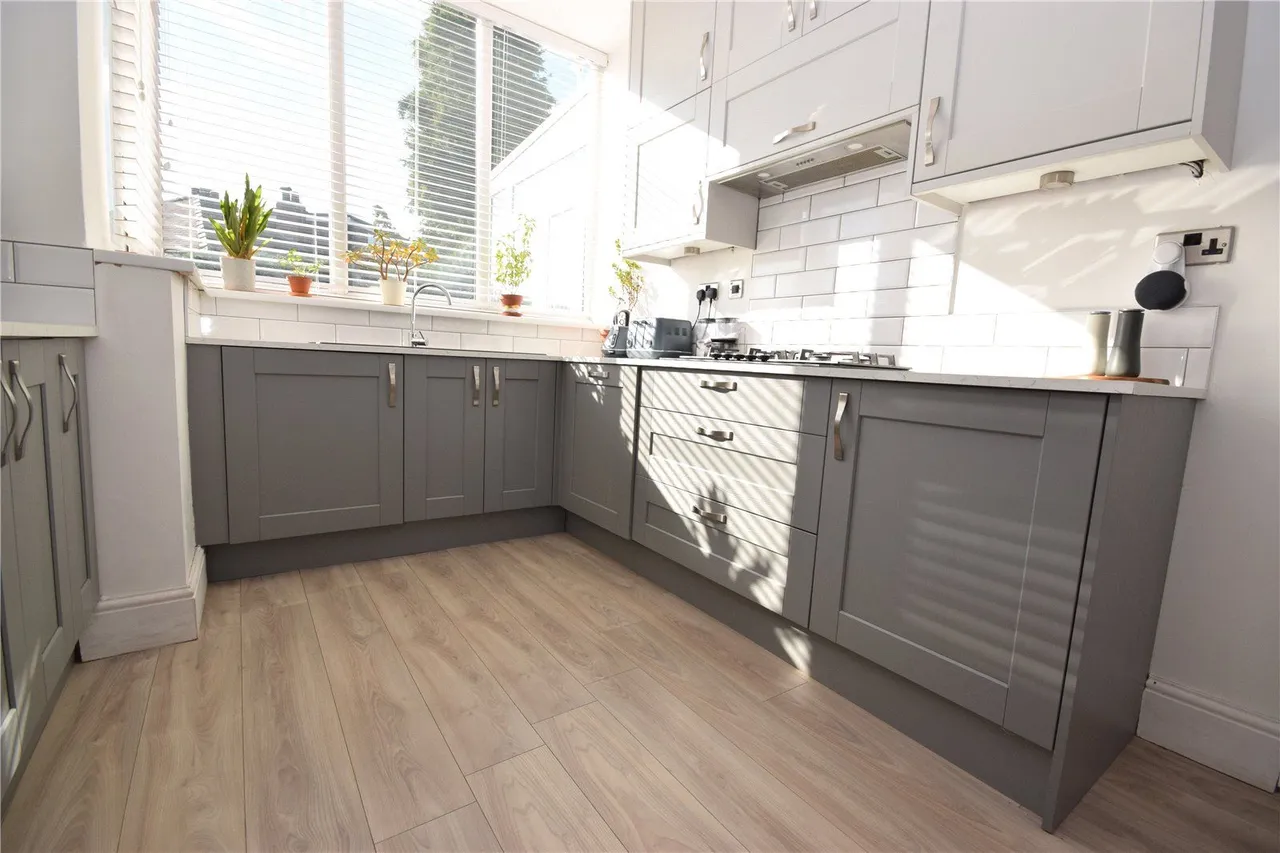 Montagu Avenue, Oakwood, LS8, photo 3