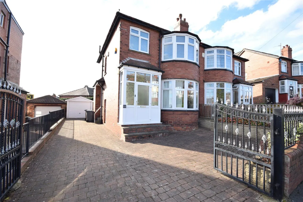 3 bed house to rent, Montagu Avenue, Oakwood, LS8