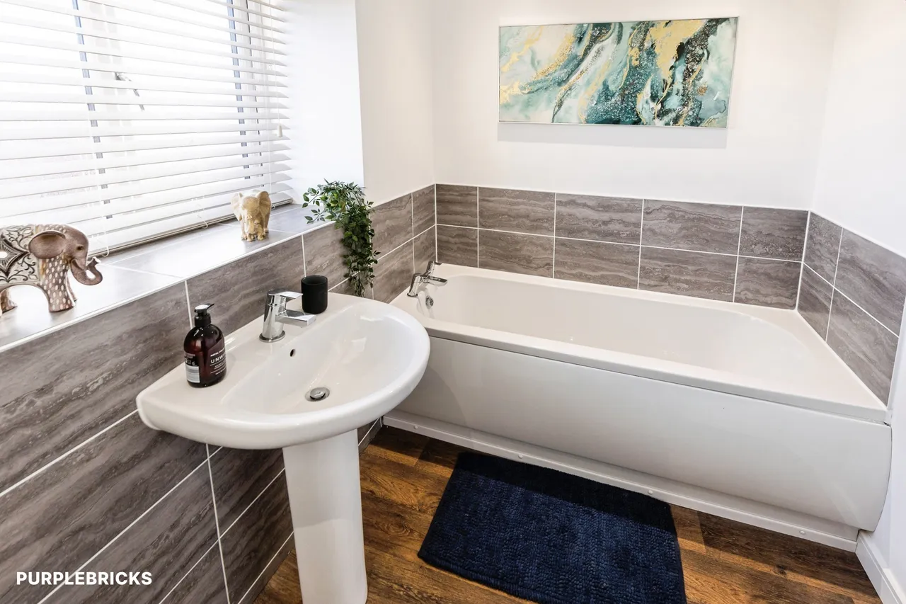 Colliers Gardens, Llay, LL12, photo 16