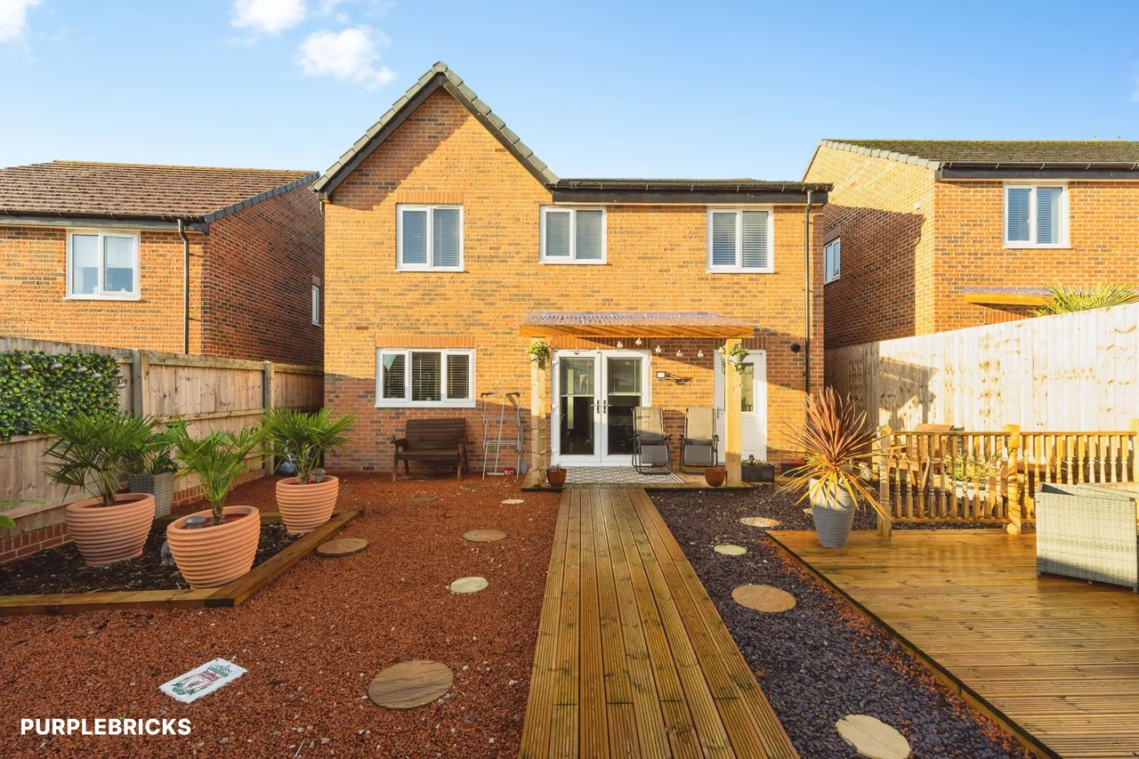 Colliers Gardens, Llay, LL12, photo 20