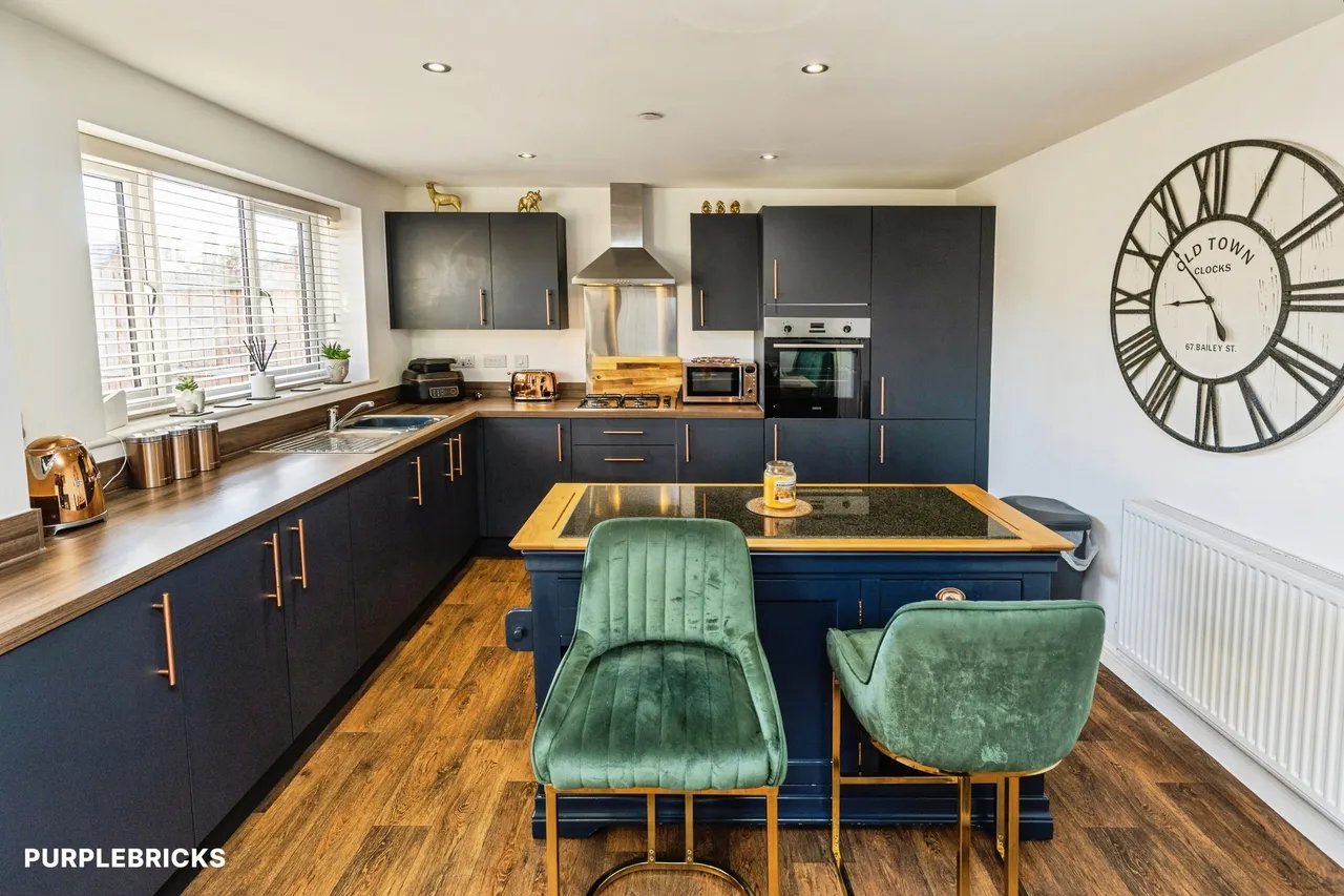 Colliers Gardens, Llay, LL12, photo 8